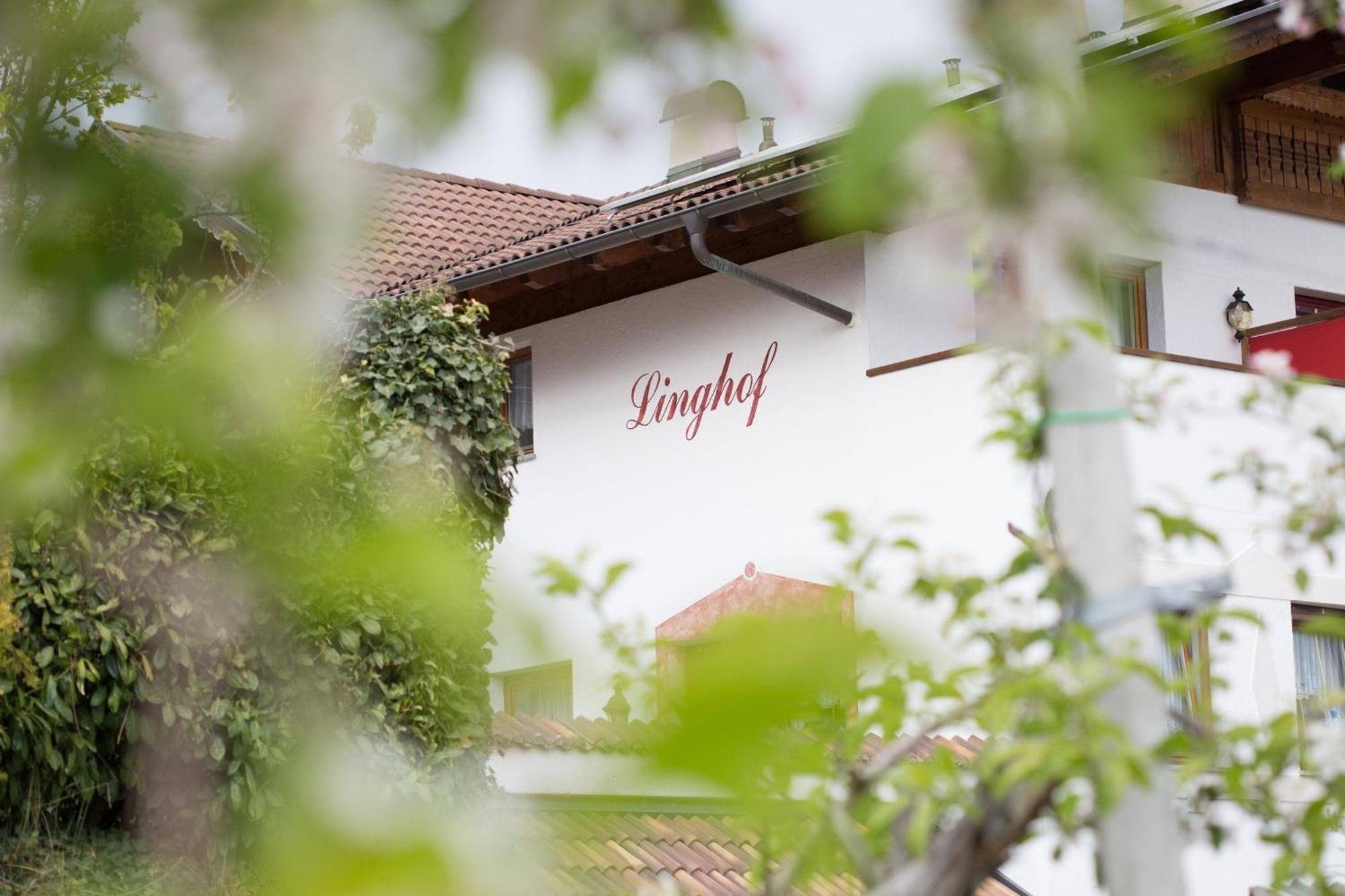 Linghof Acomodação com café da manhã Tirolo Exterior foto